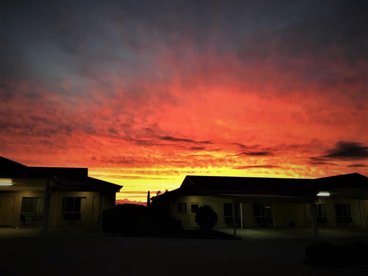 Pittsworth Motor Inn Exterior foto